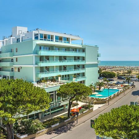 Hotel Montecarlo Bibione Exteriör bild
