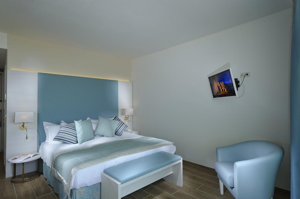 Hotel Montecarlo Bibione Rum bild